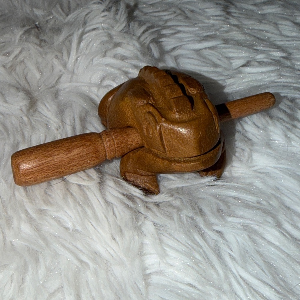 Wooden Frog Ribbit Noise Maker Guiros
